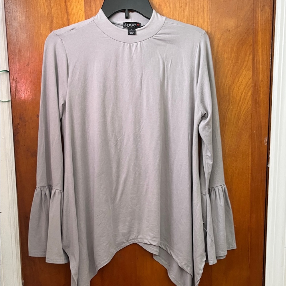 Love Women's Gray Long Sleeve Top